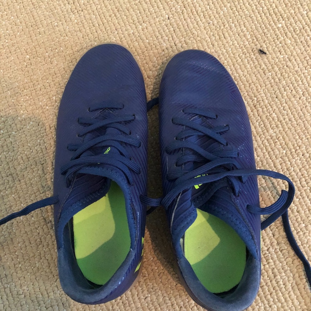 Boys adidas indoor soccer shoes